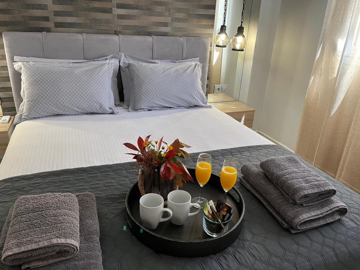 Onar Luxury Apartment Néa Péramos Kültér fotó